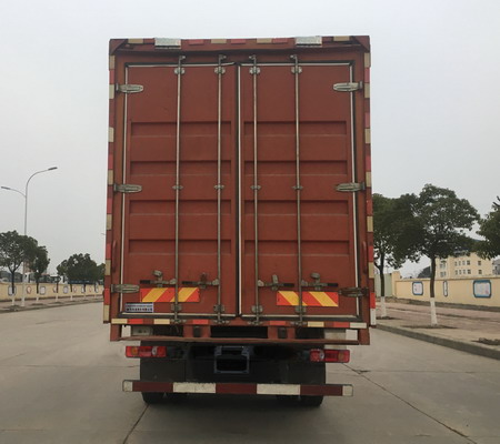 東風(fēng)牌DFH5180XYKBX4翼開(kāi)啟廂式車(chē)公告圖片