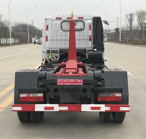天威緣牌TWY5040ZXXE6車廂可卸式垃圾車公告圖片