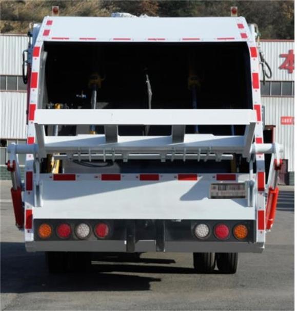 武當一車牌HEQ5125ZYS6壓縮式垃圾車公告圖片