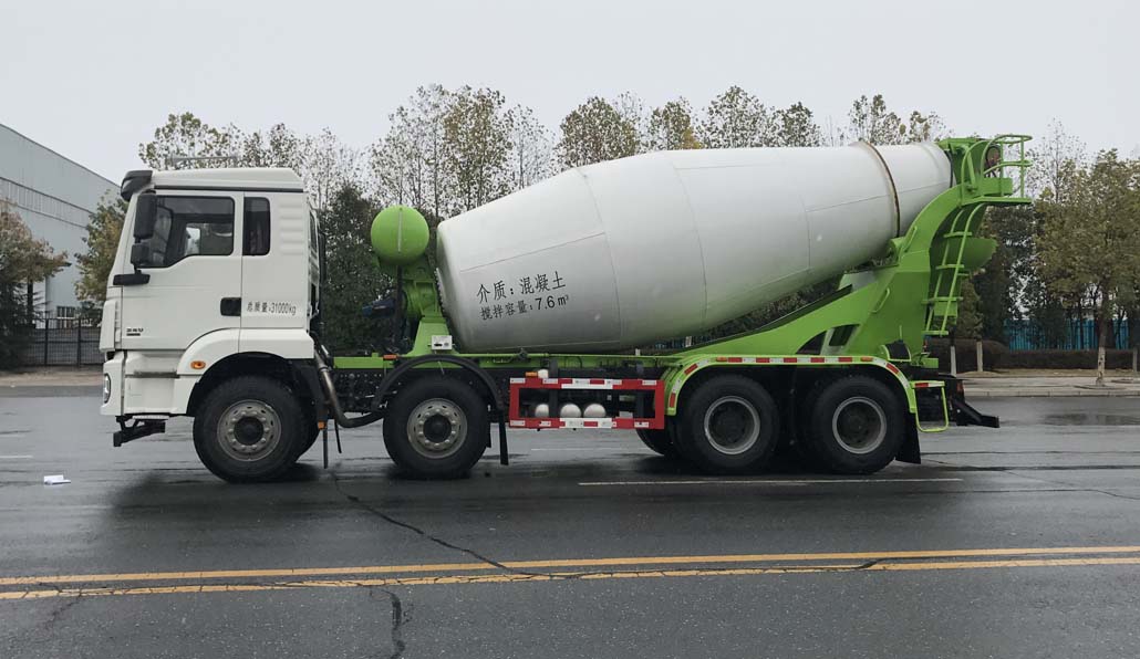 陜汽牌SX5319GJBMB3064混凝土攪拌運輸車公告圖片
