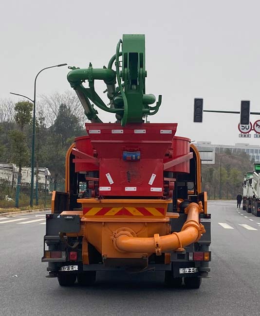 王牌牌CDW5160THBA1R5混凝土泵車公告圖片