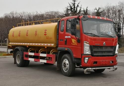 豪沃牌ZZ5167GSSH4515F1洒水车公告图片