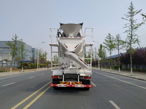 仁拓博歌牌ZBG5316GJB30E7混凝土攪拌運(yùn)輸車公告圖片