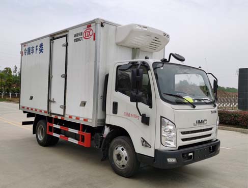 伴君長(zhǎng)興牌AAA5045XLCJX6冷藏車(chē)公告圖片