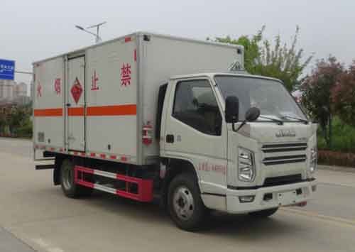 华通牌HCQ5041XRYJX6易燃液体厢式运输车公告图片