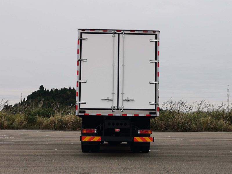 現(xiàn)代牌CHM5310XLCKPQ80T冷藏車公告圖片