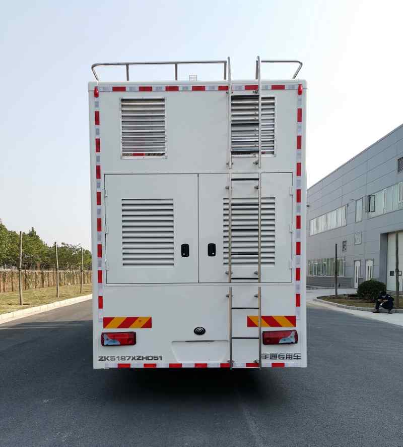 宇通牌ZK5187XZHD51指挥车公告图片