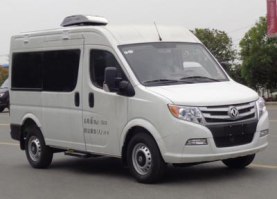 旅居车