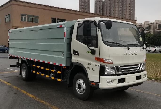 廣環(huán)牌GH5080XTY密閉式桶裝垃圾車公告圖片