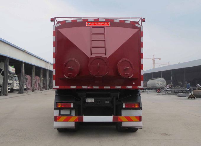 長慶牌CQK5310TSGS6壓裂砂罐車公告圖片