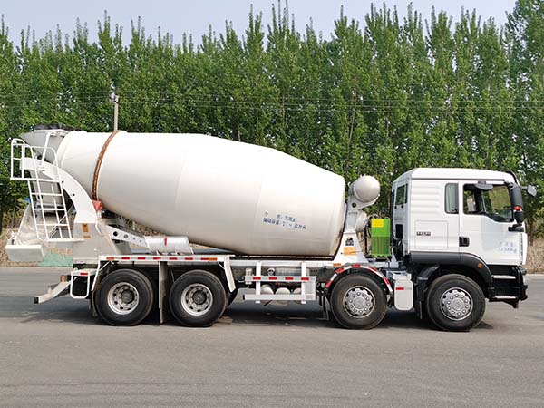 唐鴻重工牌XT5316GJBSDE22混凝土攪拌運輸車公告圖片