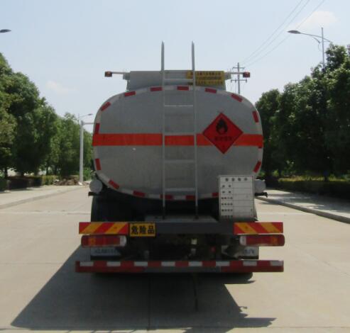 中汽力威牌HLW5320GYYZ運(yùn)油車公告圖片