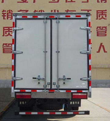 欧铃牌ZB5040XXYJPD6V厢式运输车公告图片
