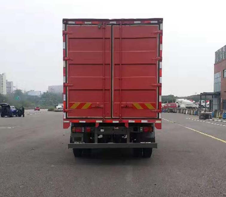 王牌牌CDW5140XXYHA1R5廂式運(yùn)輸車公告圖片