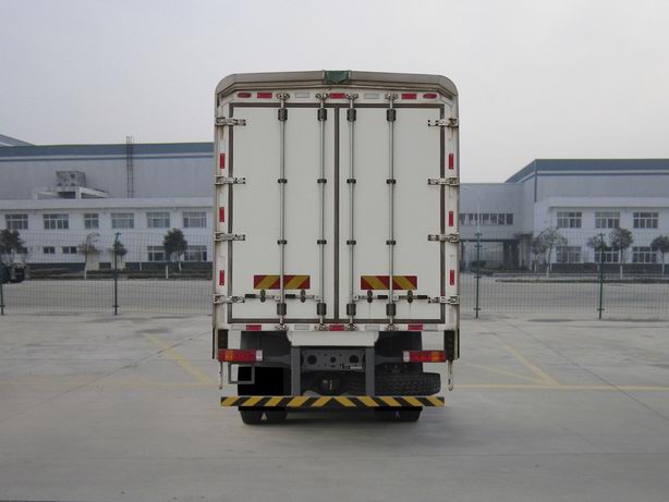 豪瀚牌ZZ5255XYKM56C3E1翼開啟廂式車公告圖片