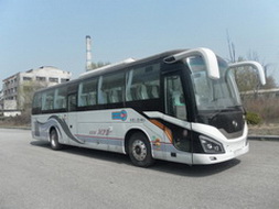 黄海牌10.5米24-48座客车(DD6109C01)