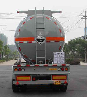 开乐牌AKL9401GFW腐蚀性物品罐式运输半挂车公告图片
