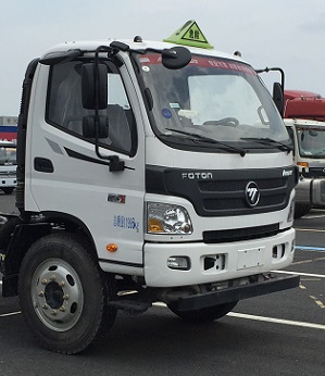 程力威牌CLW5122XZWB5杂项危险物品厢式运输车公告图片