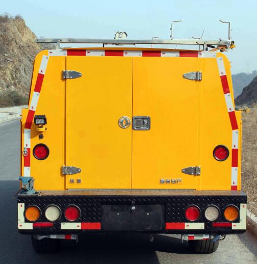 東風牌ZN5024XXHU5N5救險車公告圖片