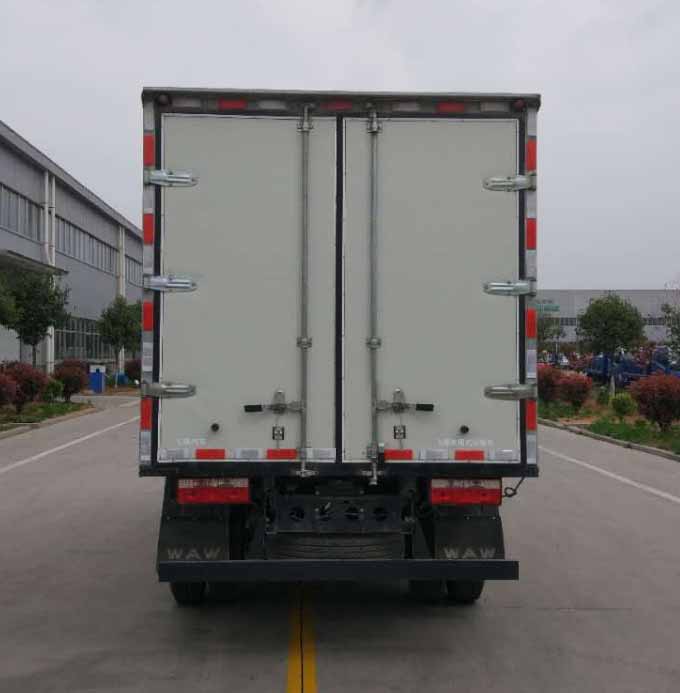 飛碟牌FD5045XXYW63K5-1廂式運輸車公告圖片