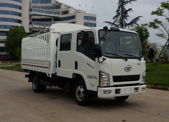 解放牌CA5040CCYK2L3RE5A倉(cāng)柵式運(yùn)輸車公告圖片