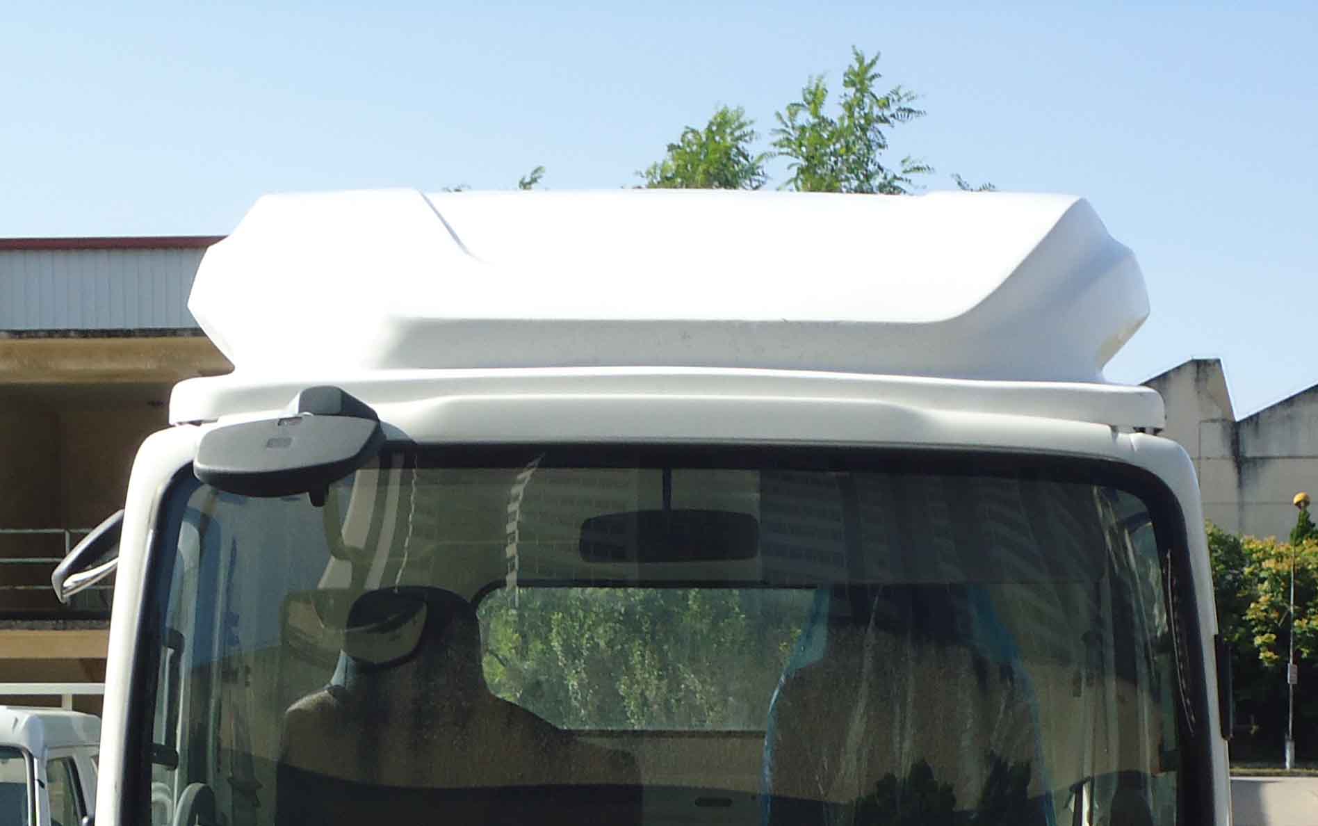 解放牌CA5040CCYK2L3RE5A倉(cāng)柵式運(yùn)輸車公告圖片