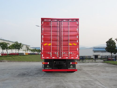 豪曼牌ZZ5258XYKKC0EB0翼開啟廂式車公告圖片