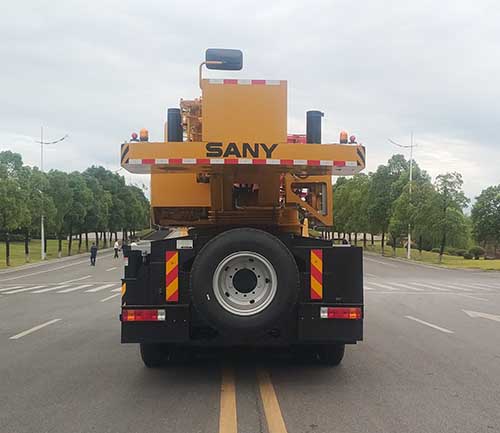 三一牌SYM5445JQZ(STC550T)汽車起重機(jī)公告圖片