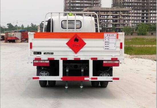 解放牌CA5129TQPP40K2L2E5A84氣瓶運(yùn)輸車公告圖片