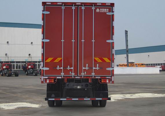 豪沃牌ZZ5167XXYN561DE1H廂式運(yùn)輸車(chē)公告圖片