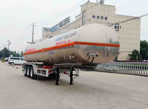 瑞江牌11.6米34.9吨3轴铝合金运油半挂车(WL9409GYYC)