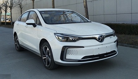 北京牌BJ7000C5D4-BEV纯电动轿车公告图片