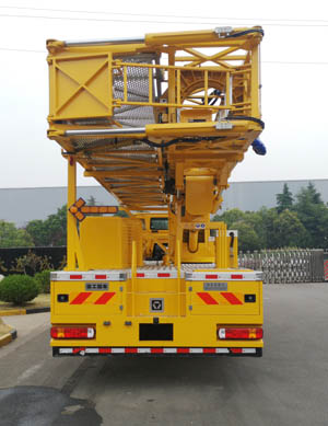 徐工牌XGS5251JQJZ6橋梁檢測(cè)車(chē)公告圖片