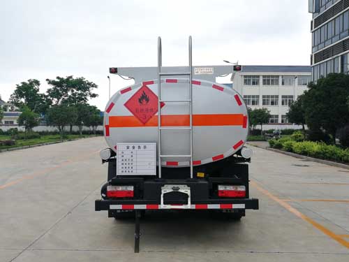 楚勝牌CSC5125GJY6A加油車公告圖片