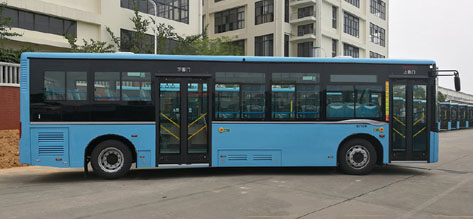 金旅牌XML6105JEVY0C8纯电动城市客车公告图片