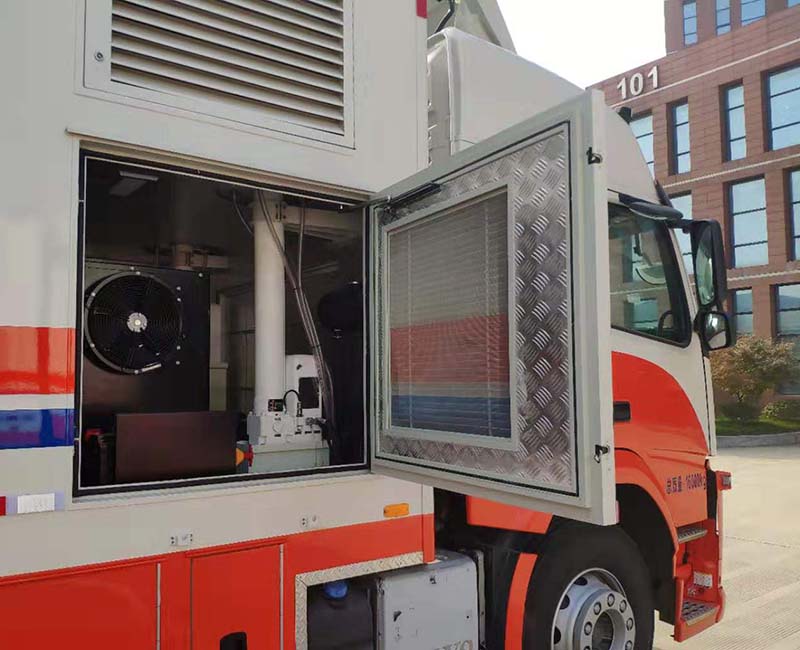 萊斯牌LES5169XTXVV通信車公告圖片