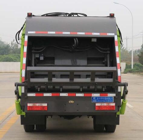 程力威牌CLW5120ZYS6KL压缩式垃圾车公告图片