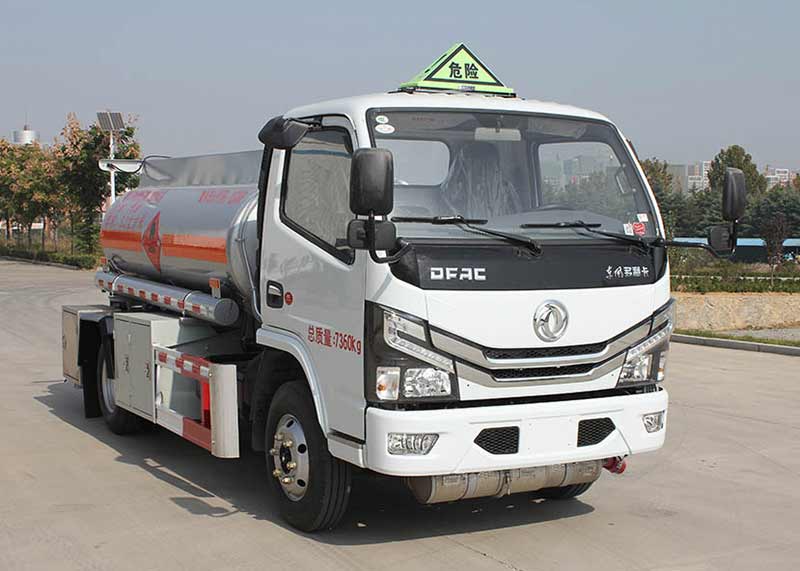 岱陽牌TAG5070GJYT加油車公告圖片