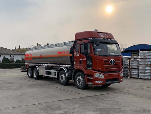 楚飛牌CLQ5320GYY6CA鋁合金運(yùn)油車(chē)公告圖片