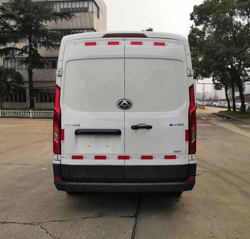 大通牌SH5041XXYJ7BEV-1純電動廂式運(yùn)輸車公告圖片