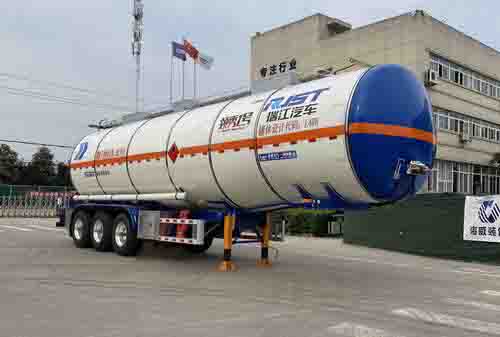 瑞江牌12.3米32.4吨3轴易燃液体罐式运输半挂车(WL9406GRY42)