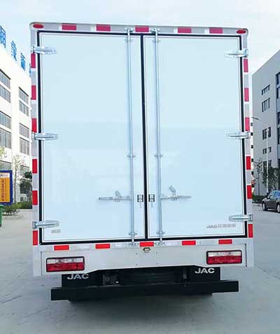 江淮牌HFC5043XXYP71K3C2V-1廂式運(yùn)輸車公告圖片