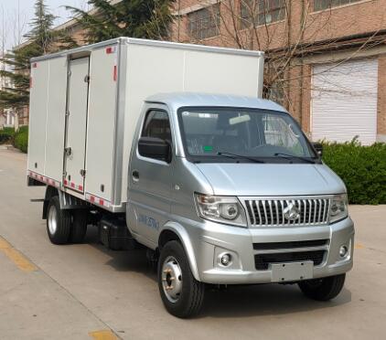 長安牌SC5031XXYDBAK6廂式運(yùn)輸車公告圖片