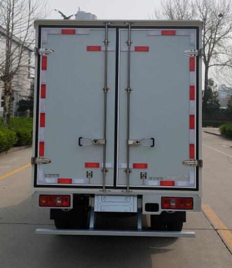 長安牌SC5031XXYDBAK6廂式運(yùn)輸車公告圖片