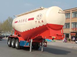 下灰半挂车