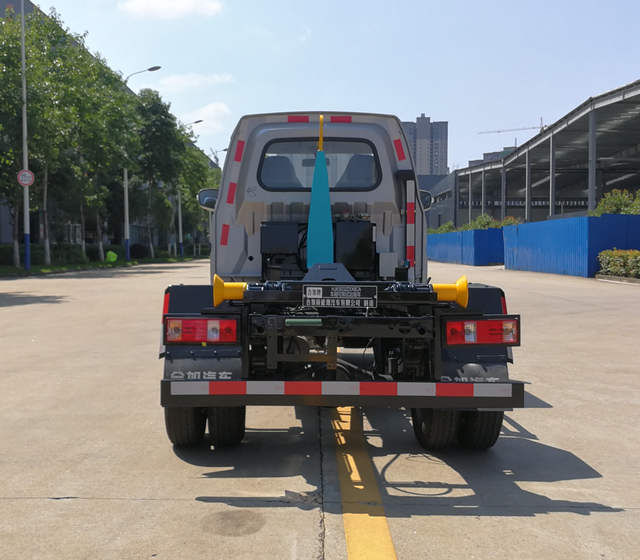 合加牌HJK5032ZXX6CA车厢可卸式垃圾车公告图片