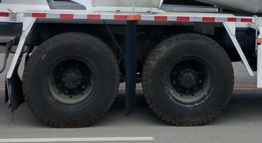 東潤牌WSH5310GJBD3混凝土攪拌運輸車公告圖片