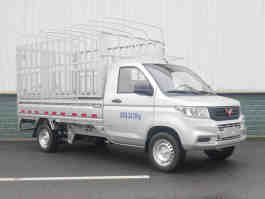 仓栅式运输车