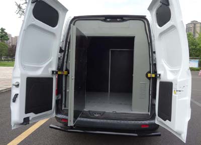 圣路牌SLT5042XYCE3L-AM運鈔車公告圖片