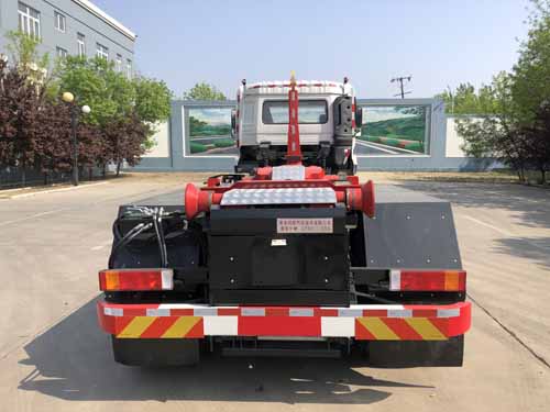 賽哥爾牌QTH5253ZXX車廂可卸式垃圾車公告圖片